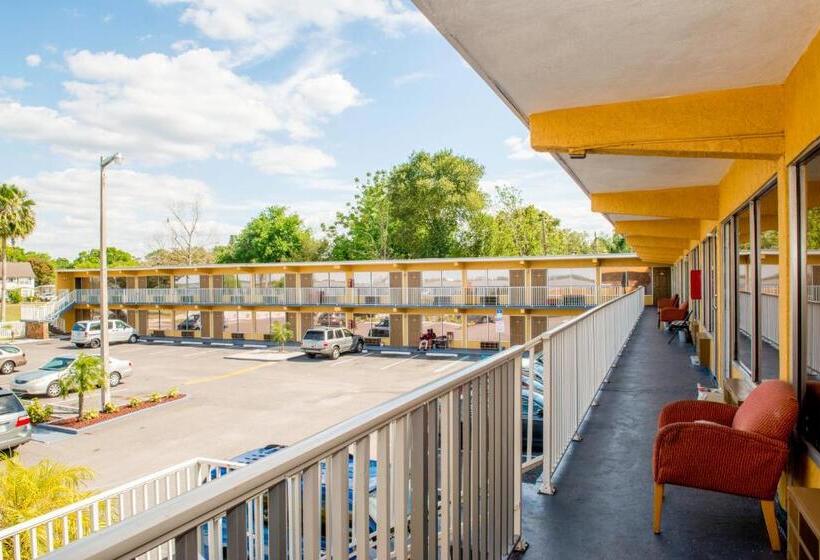 اتاق استاندارد با تخت بزرگ, Lakeview Motel