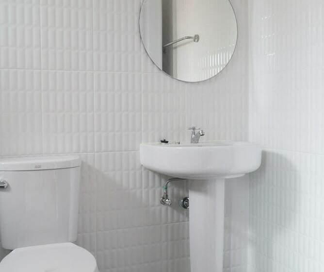اتاق لوکس, Baan Mai Guest House