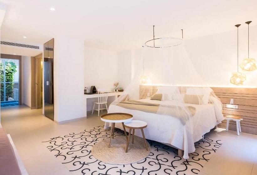 سوئیت با چشم‌انداز, Gatzara Suites Santa Gertrudis