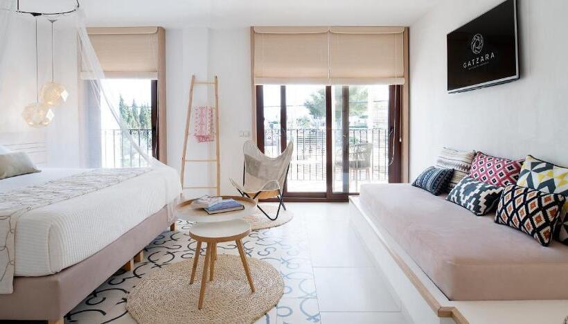سوئیت با چشم‌انداز, Gatzara Suites Santa Gertrudis