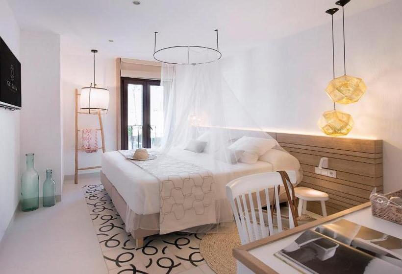استودیوی استاندارد, Gatzara Suites Santa Gertrudis