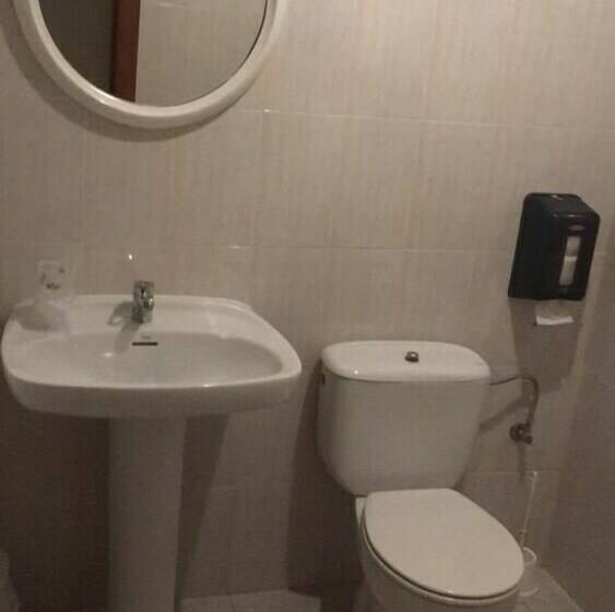اتاق استاندارد یک نفره, Hostal O Cristo