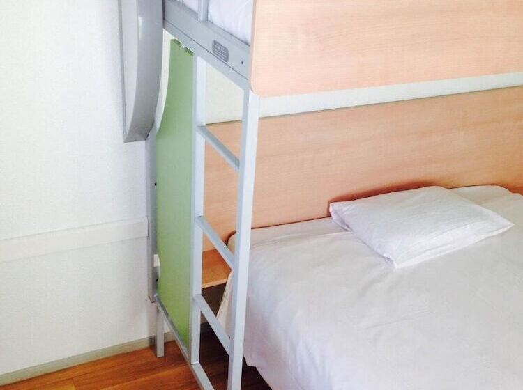 اتاق استاندارد سه نفره, Ibis Budget Besançon Ecole Valentin