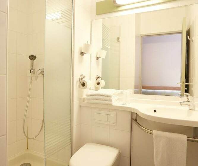 اتاق خانوادگی, Ibis Budget Toulon Centre