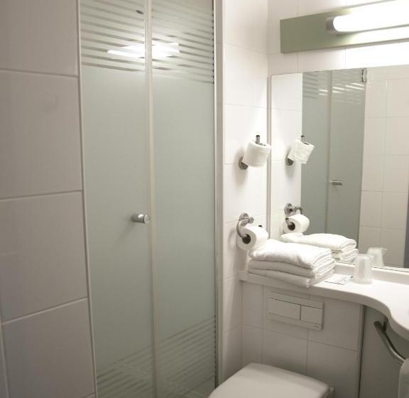 اتاق خانوادگی, Ibis Budget Toulon Centre