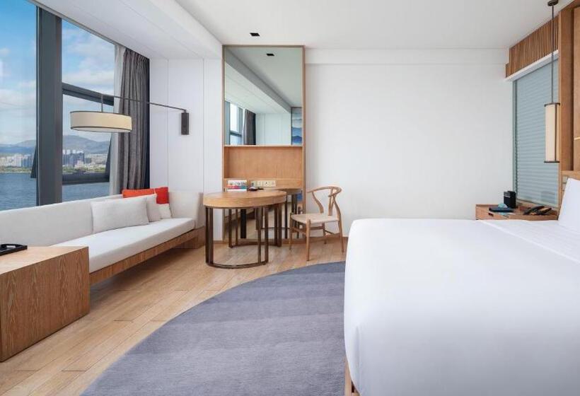 اتاق پرمیوم, Indigo Dali Erhai, An Ihg