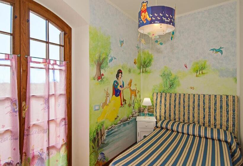 اتاق استاندارد سه نفره, La Casa Gialla