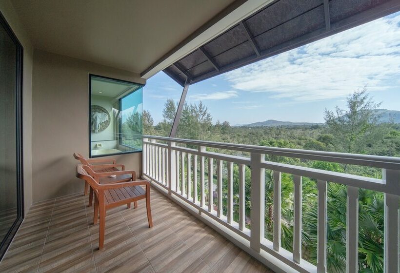 اتاق لوکس, Maikhao Palm Beach Resort   Sha Plus