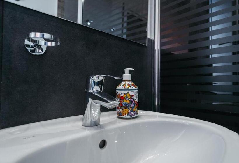 اتاق لوکس, Porta Nuova Suites