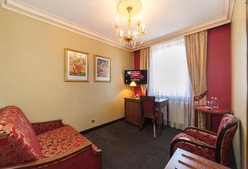 استودیوی استاندارد, Przy Młynie
