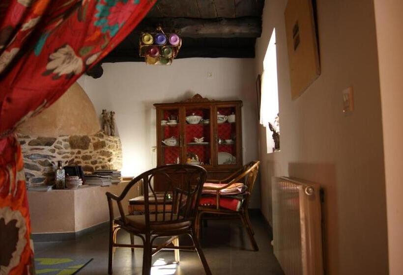 اتاق خانوادگی, Rural Las Campares