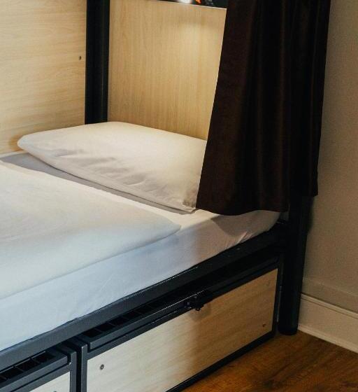 اتاق استاندارد یک نفره, Snoozles Galway City Centre