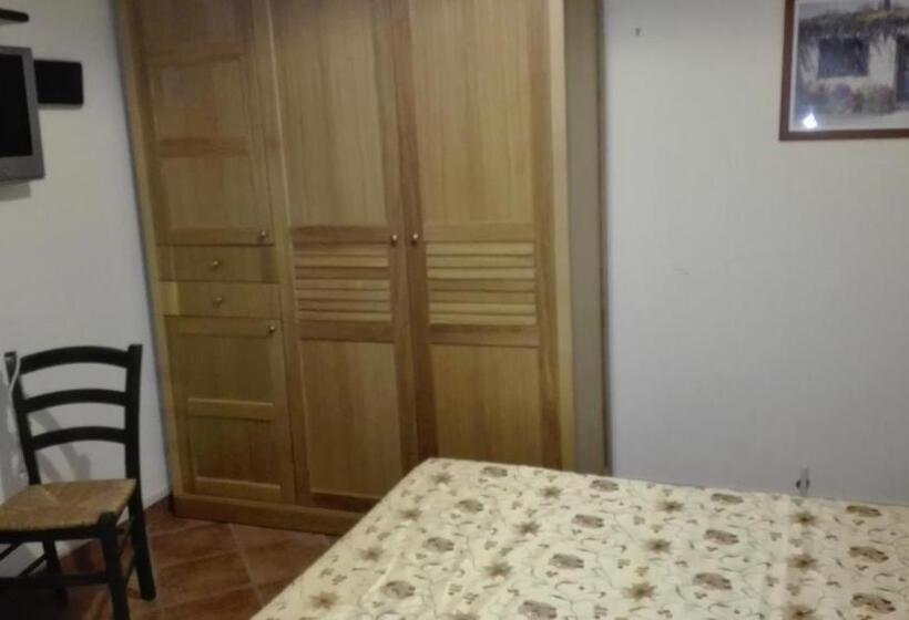 اتاق استاندارد چهار تخته, Sottovento