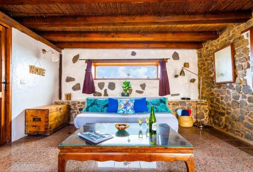 آپارتمان 2 خوابه, Eco Village Finca De Arrieta   Yurts And Stone Cottages   Shared Pool   Walking Distance To Arrieta