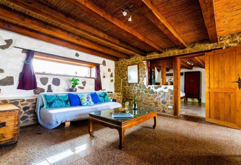 آپارتمان 2 خوابه, Eco Village Finca De Arrieta   Yurts And Stone Cottages   Shared Pool   Walking Distance To Arrieta