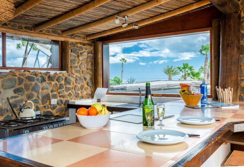 اتاق استاندارد با چشم‌انداز دریا, Eco Village Finca De Arrieta   Yurts And Stone Cottages   Shared Pool   Walking Distance To Arrieta