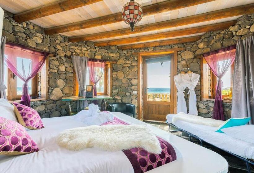 سوییت, Eco Village Finca De Arrieta   Yurts And Stone Cottages   Shared Pool   Walking Distance To Arrieta