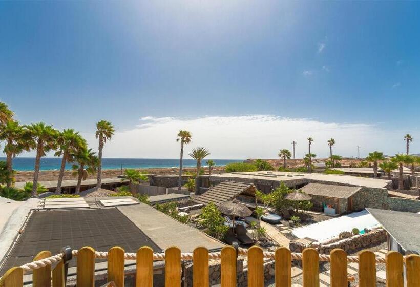 سوییت, Eco Village Finca De Arrieta   Yurts And Stone Cottages   Shared Pool   Walking Distance To Arrieta