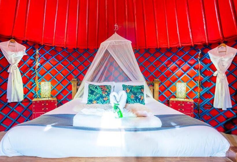 اتاق خانوادگی با چشم‌انداز دریا, Eco Village Finca De Arrieta   Yurts And Stone Cottages   Shared Pool   Walking Distance To Arrieta