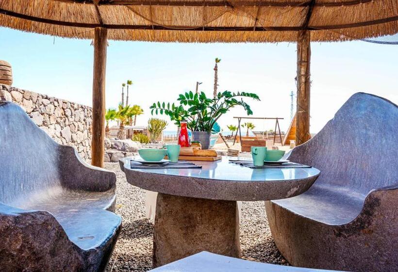 اتاق لوکس با چشم‌انداز دریا, Eco Village Finca De Arrieta   Yurts And Stone Cottages   Shared Pool   Walking Distance To Arrieta