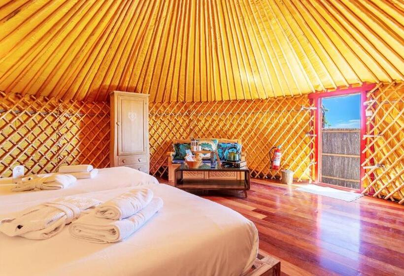 اتاق لوکس با چشم‌انداز دریا, Eco Village Finca De Arrieta   Yurts And Stone Cottages   Shared Pool   Walking Distance To Arrieta