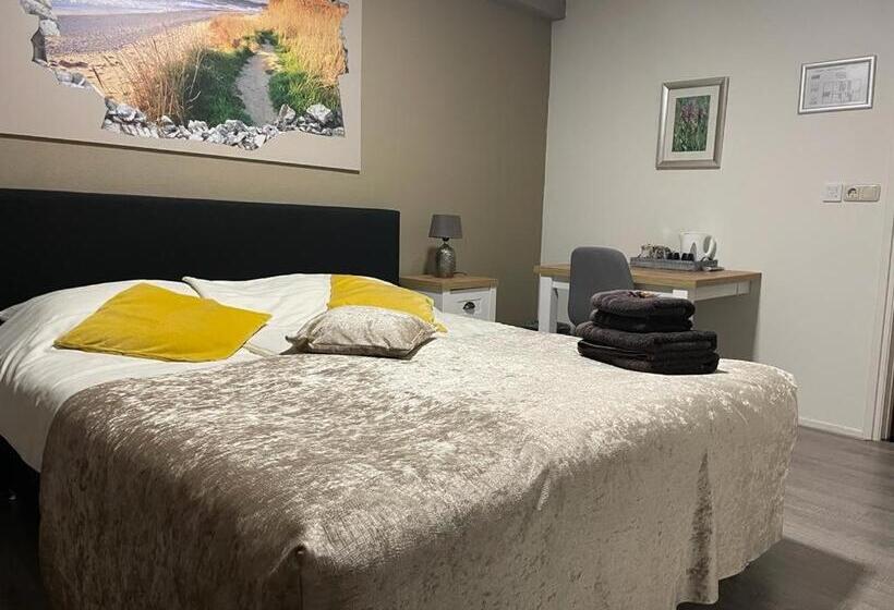 اتاق استاندارد, B&b Plompetorenzicht