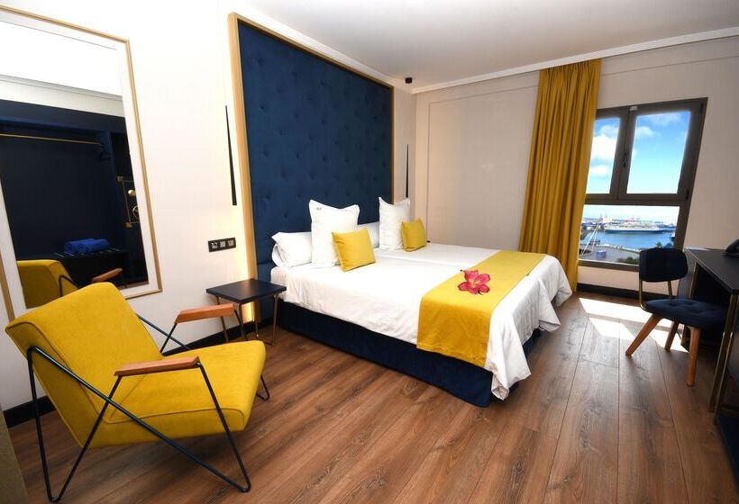 Single Deluxe Room, Design Plus Bex