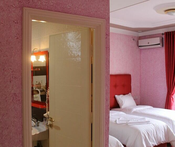 اتاق استاندارد سه نفره, Hôtel Hadaik Ain Asserdoune