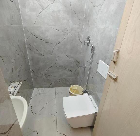 اتاق اکونومی, Zingle Stay Airport