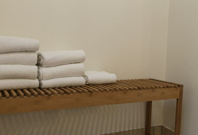 اتاق استاندارد یک تخته با سرویس بهداشتی مشترک, Amalie Bed And Breakfast & Apartments