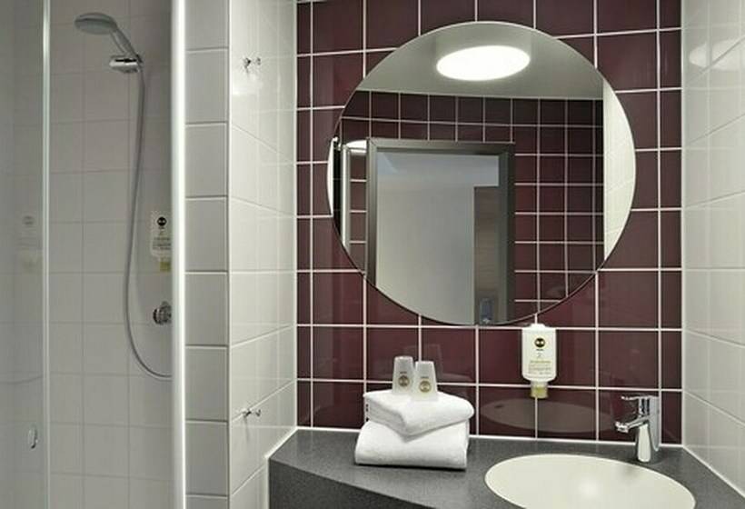 اتاق استاندارد سه نفره, B&b Hotel Weimar