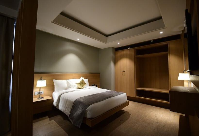 سوئیت پرزیدنت, Kiranshree Grand