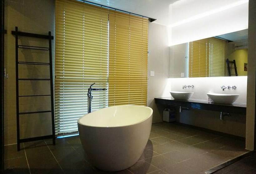 اتاق استاندارد, Louis Boutique