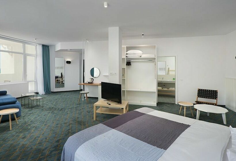 اتاق استاندارد با چشم‌انداز دریا, Sunrise Blue Magic Resort  All Inclusive