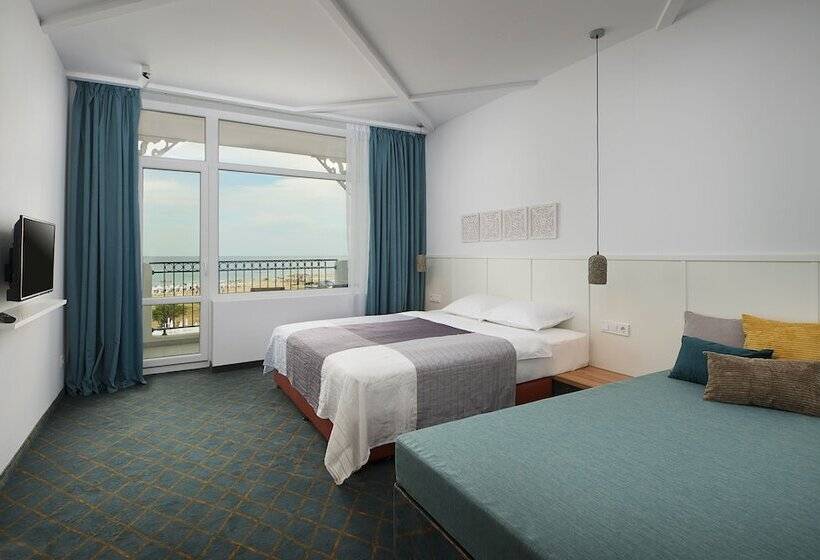 اتاق استاندارد با چشم‌انداز دریا, Sunrise Blue Magic Resort  All Inclusive