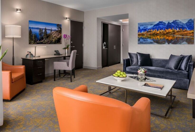 스위트, X Toronto By Library Hotel Collection