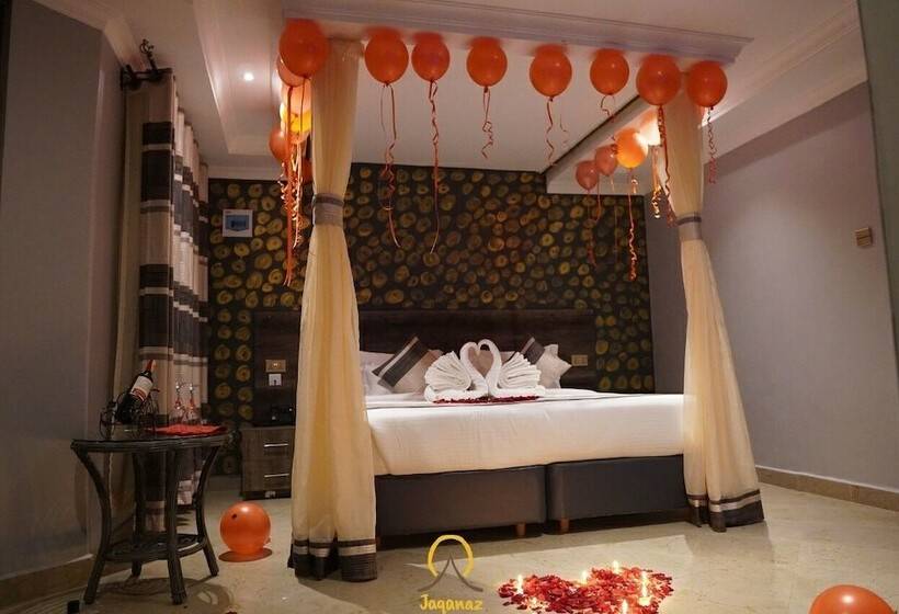 اتاق استاندارد یک نفره, Jaqanaz Resort