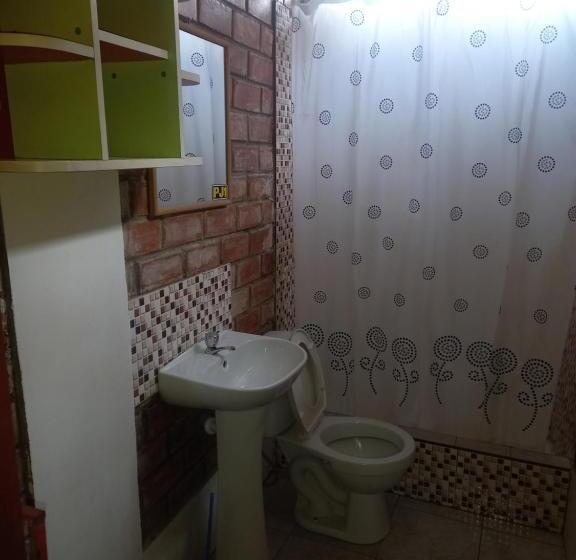 اتاق استاندارد, Monkeywasi Climbing Hostel