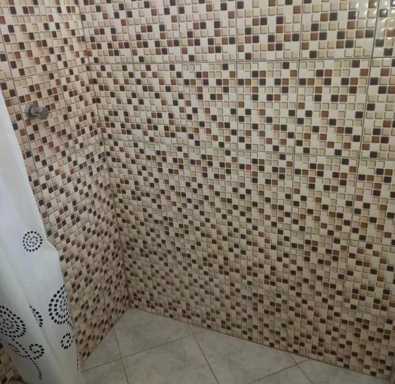 اتاق استاندارد, Monkeywasi Climbing Hostel