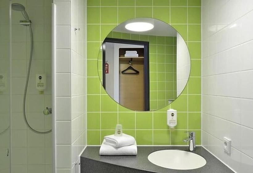 اتاق استاندارد سه نفره, B&b Hotel Neu Ulm