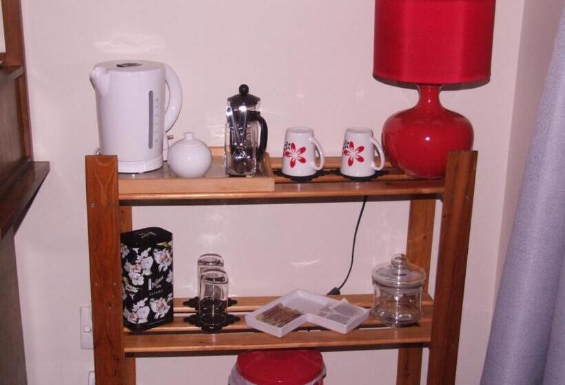 اتاق لوکس, Annie's Bnb At 7c