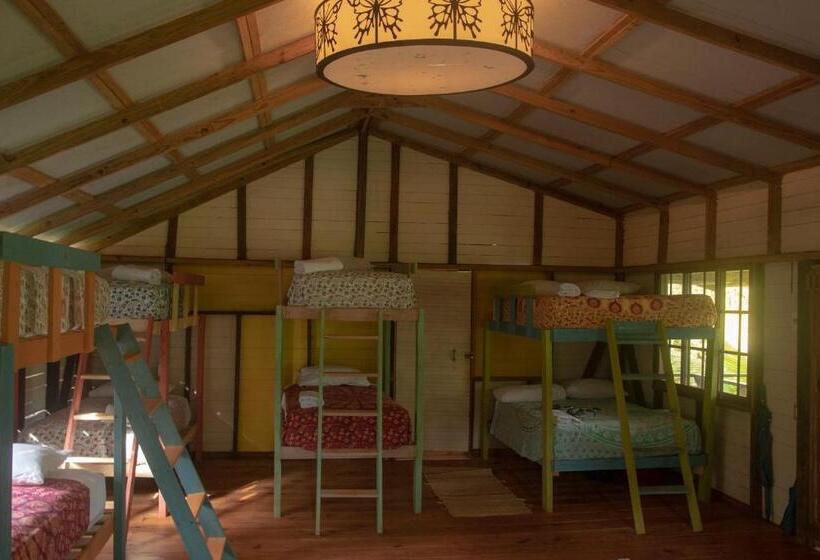 اتاق خانوادگی با چشم‌انداز باغ, Aventura Rincon Ecolodge