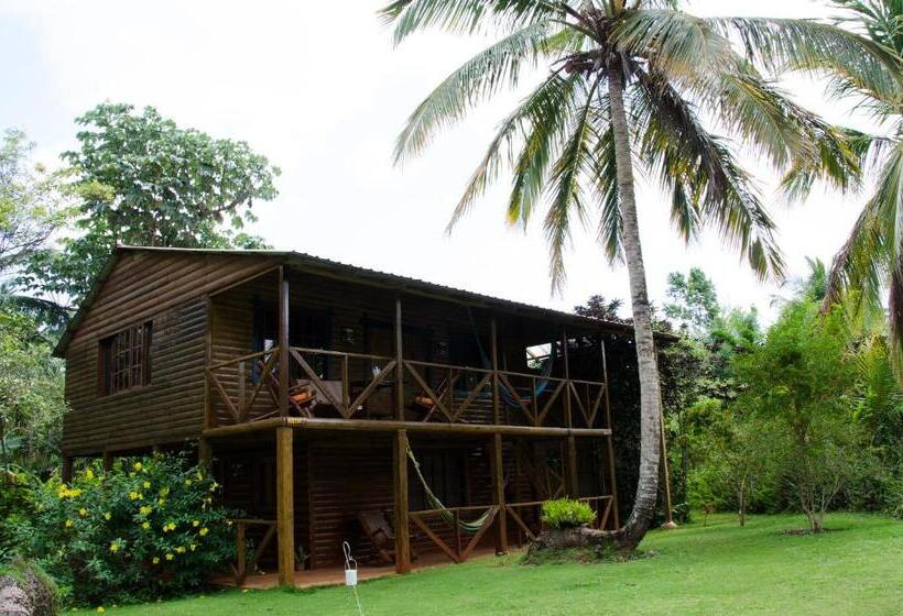 اتاق خانوادگی با چشم‌انداز باغ, Aventura Rincon Ecolodge