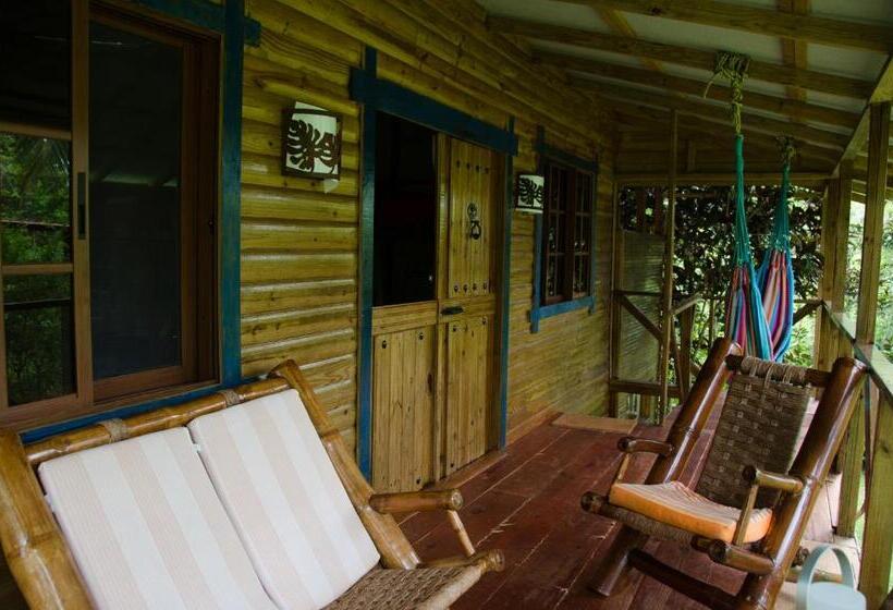 اتاق خانوادگی با چشم‌انداز باغ, Aventura Rincon Ecolodge