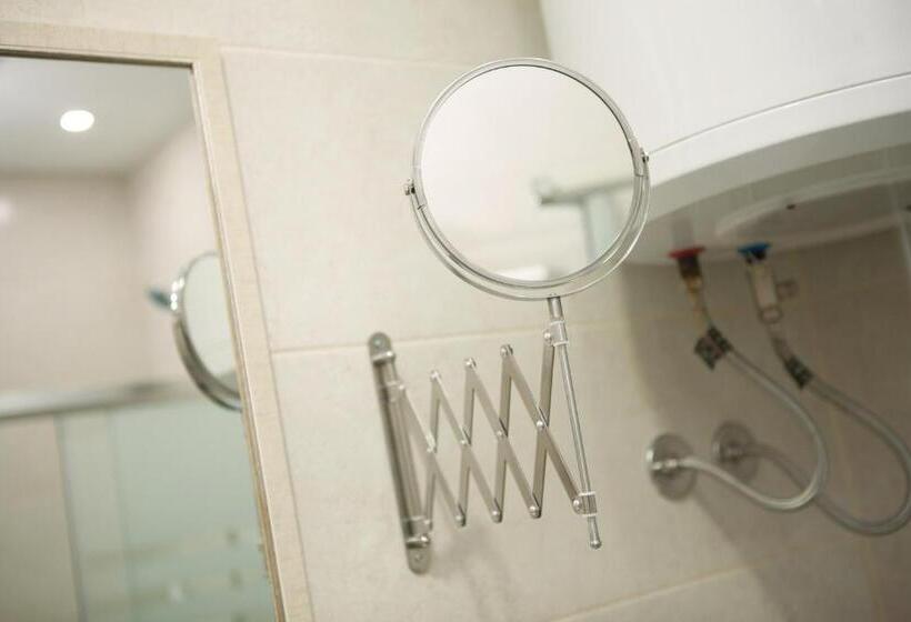 اتاق کلاسیک چهارنفره, Apartmani Brocat