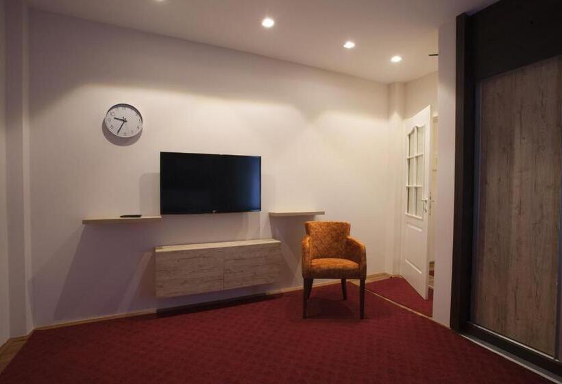 اتاق استاندارد, Apartmani Brocat