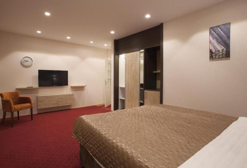 اتاق استاندارد, Apartmani Brocat