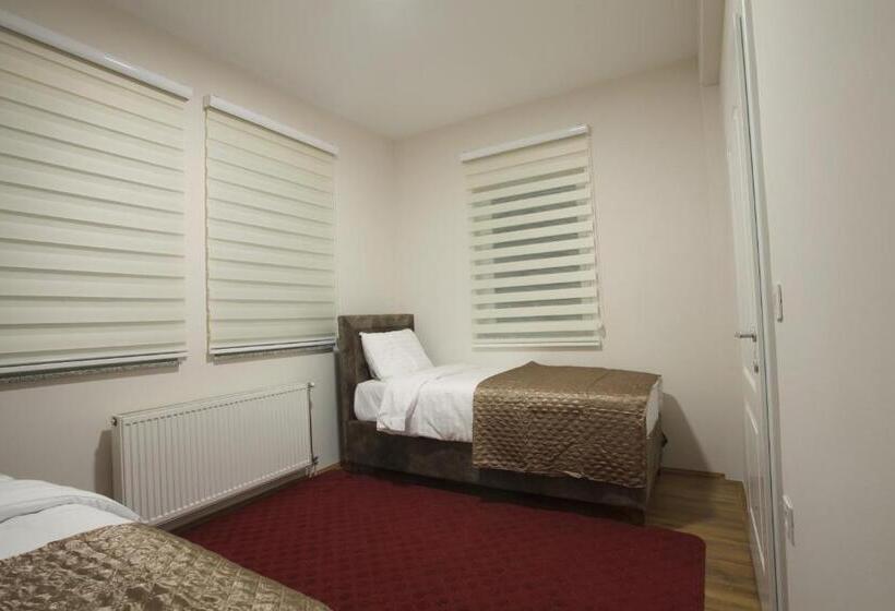 سوییت لوکس, Apartmani Brocat