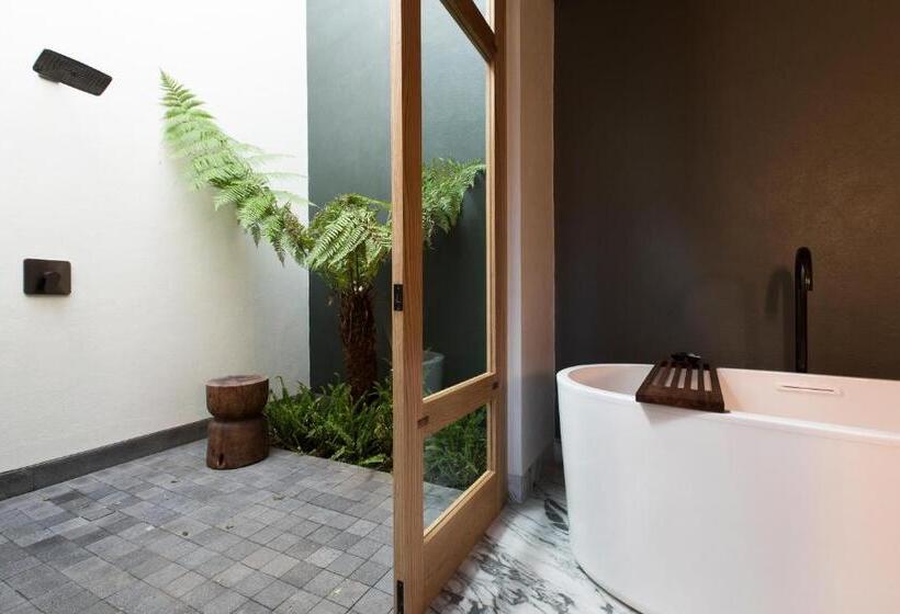 سوییت سوپریور, La Casa Rodavento