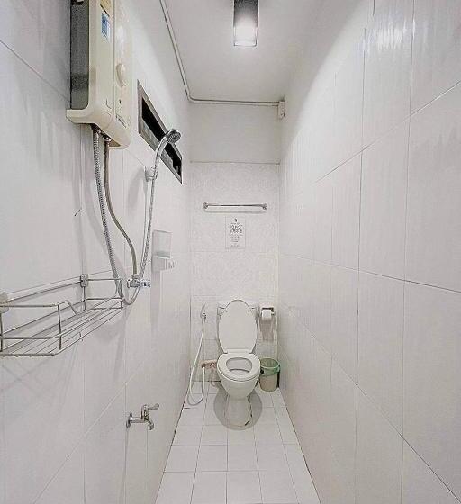 اتاق استاندارد سه نفره, Vestique Hostel